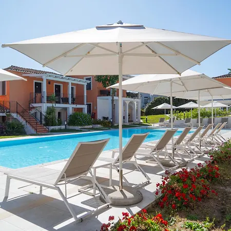 With Swimming Pool In Bari Sardo