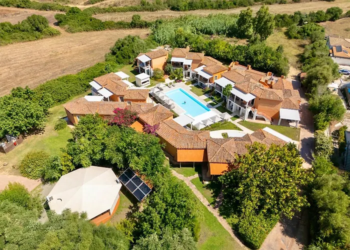 酒店 With Swimming Pool In 巴里萨尔多