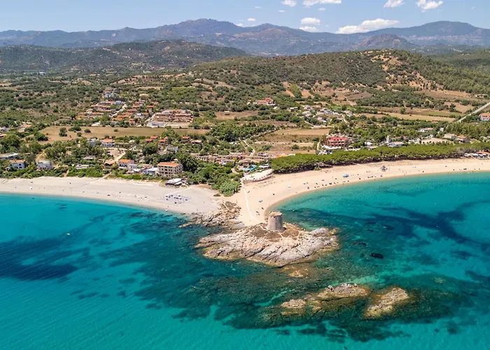 酒店 With Swimming Pool In